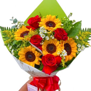 BUQUÊ DE 4 ROSAS + 5 GIRASSÓIS