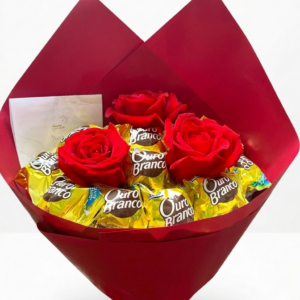 BUQUÊ 3 ROSAS + CHOCOLATES (Ouro branco)