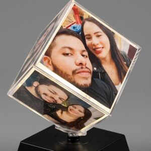 CUBO GIRATÓRIO COM LED